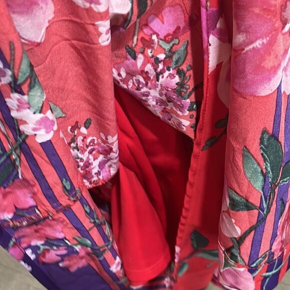 NWOT Chris McLaughlin Red Wrap Style Floral dress.  Size 14. - Picture 9 of 12